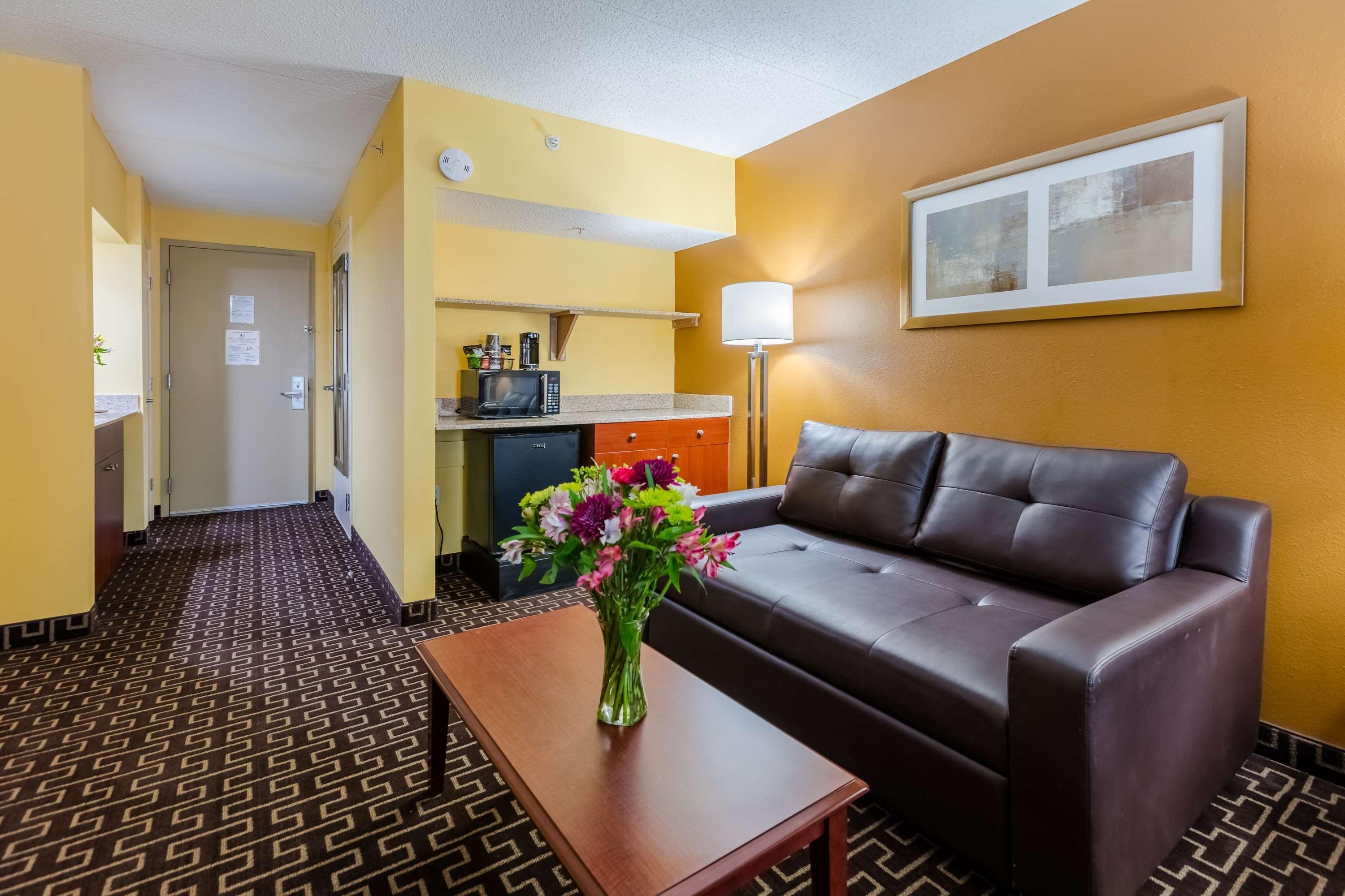 Prestige Resort, Worldhotels Crafted 4* Radium Hot Springs